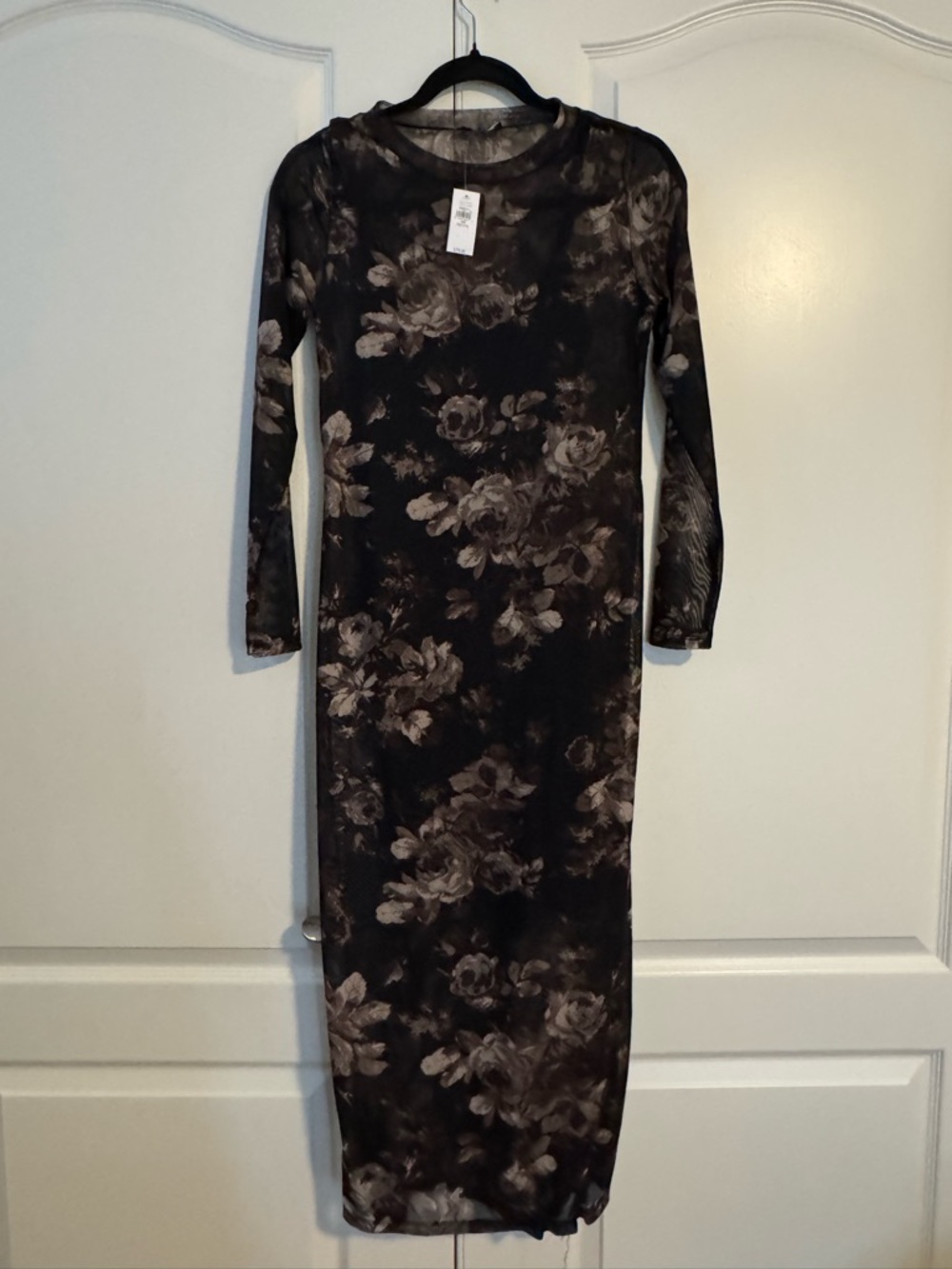 GAP Black Long Sleeve Floral Bodycon Dress